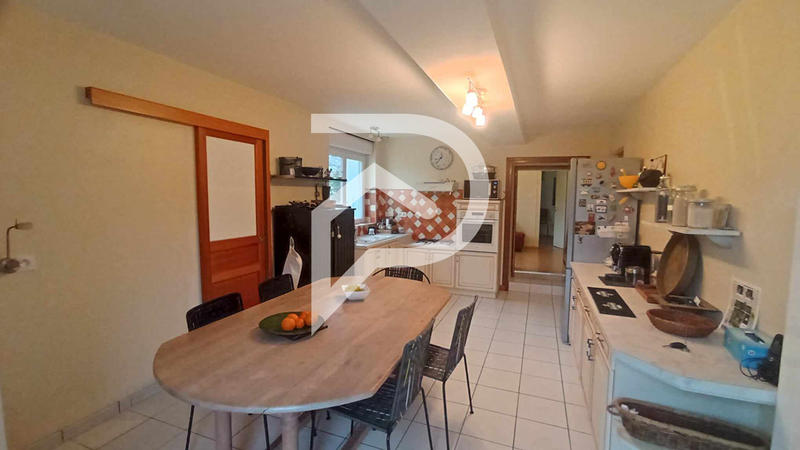 Maison - 145 m² - 5 pièces