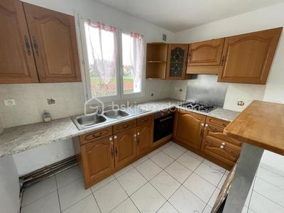 Maison de ville - 82 m² - 4 pièces