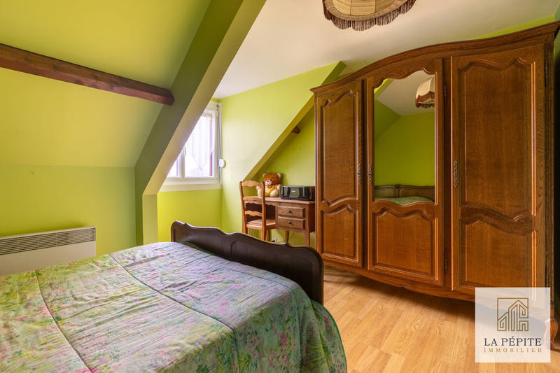 Maison - 96 m² - 5 pièces