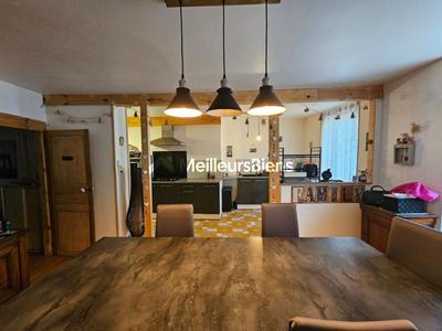 Maison de ville - 200 m² - 6 pièces