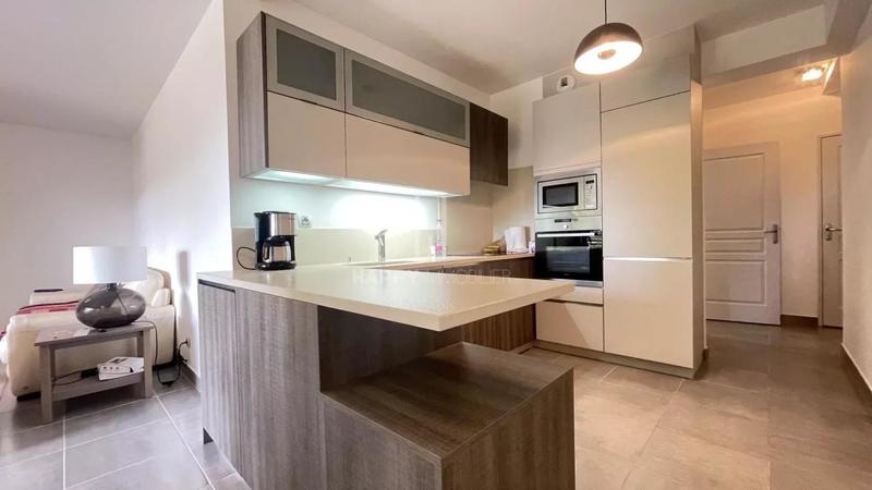 Appartement - 76 m² - 3 pièces