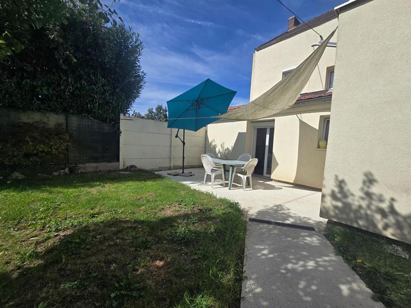 Maison - 160 m² - 11 pièces