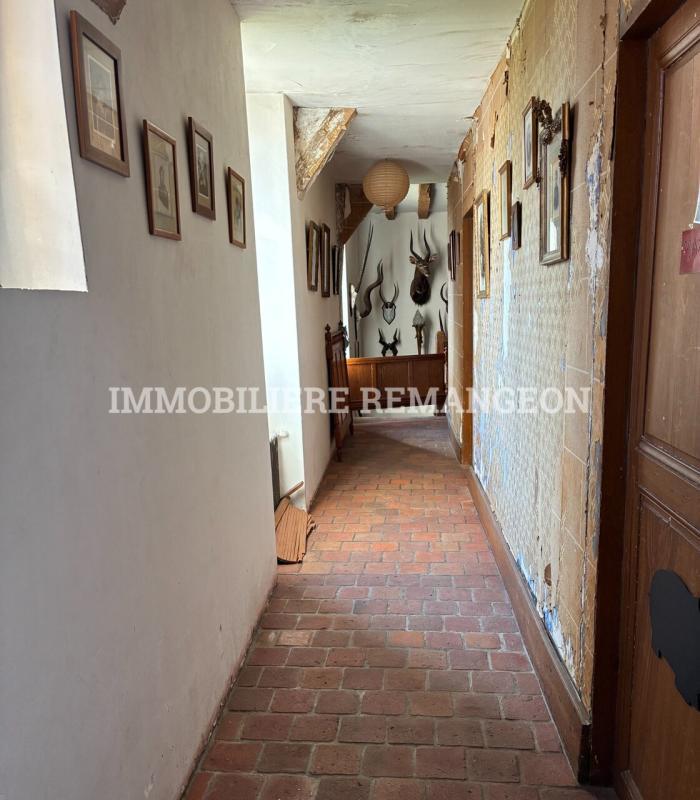 Demeure - 370 m² - 10 pièces