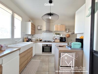 Maison - 97 m² - 4 pièces