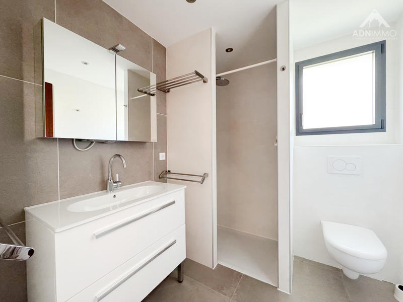 Maison - 175 m² - 6 pièces