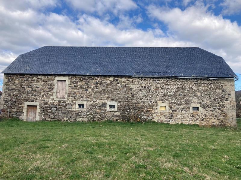 Maison - 358 m² - 2 pièces