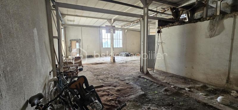 Maison ancienne - 384 m² - 7 pièces