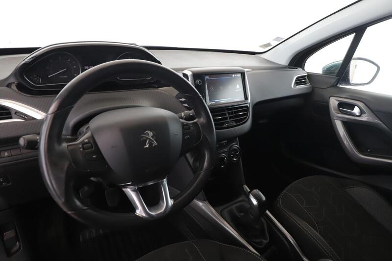 Peugeot 2008 1.6 Blue-HDi Style 100 ch