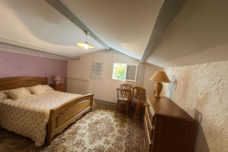 Appartement - 127 m² - 6 pièces