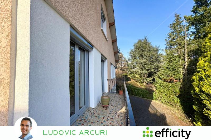 Maison - 157 m² - 7 pièces