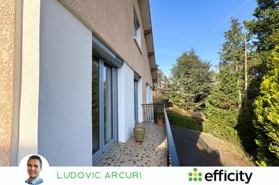 Maison - 157 m² - 7 pièces