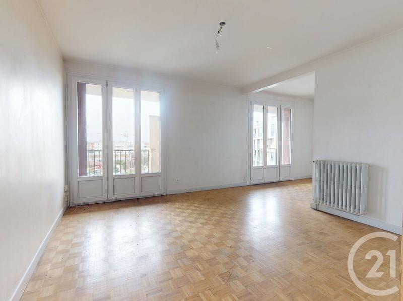 Appartement - 81 m² - 4 pièces