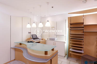 Local commercial - 120 m²