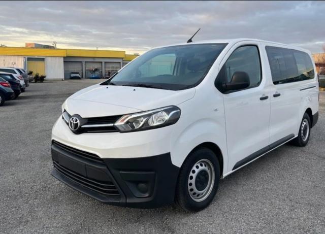 Toyota Proace Combi Rc22 Long 1.5l 120 d-4d Bvm6 Dynamic