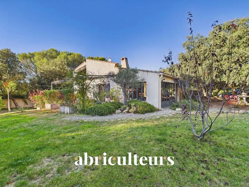 Maison - 252 m² - 8 pièces