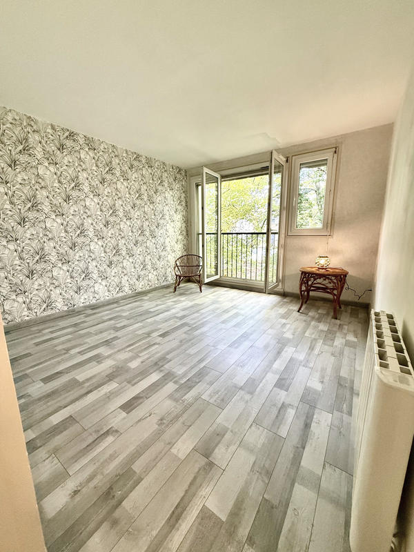Appartement - 82 m² - 5 pièces