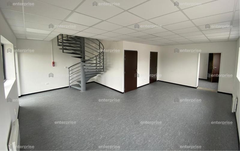 Local d'activité / Entrepôt - 224 m²