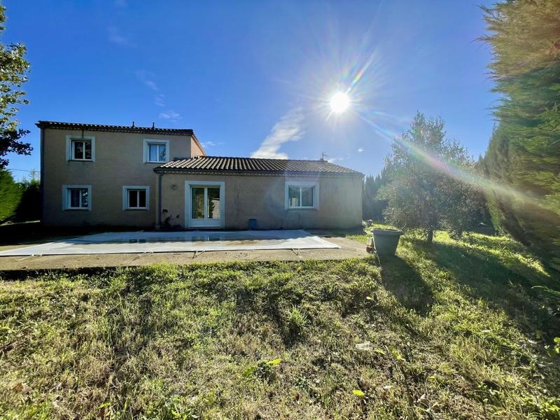 Maison - 172 m² - 6 pièces