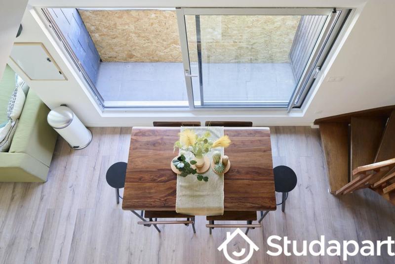 Chambre - 12 m² - 1 pièce