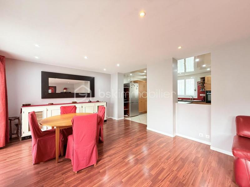 Maison - 108 m² - 6 pièces