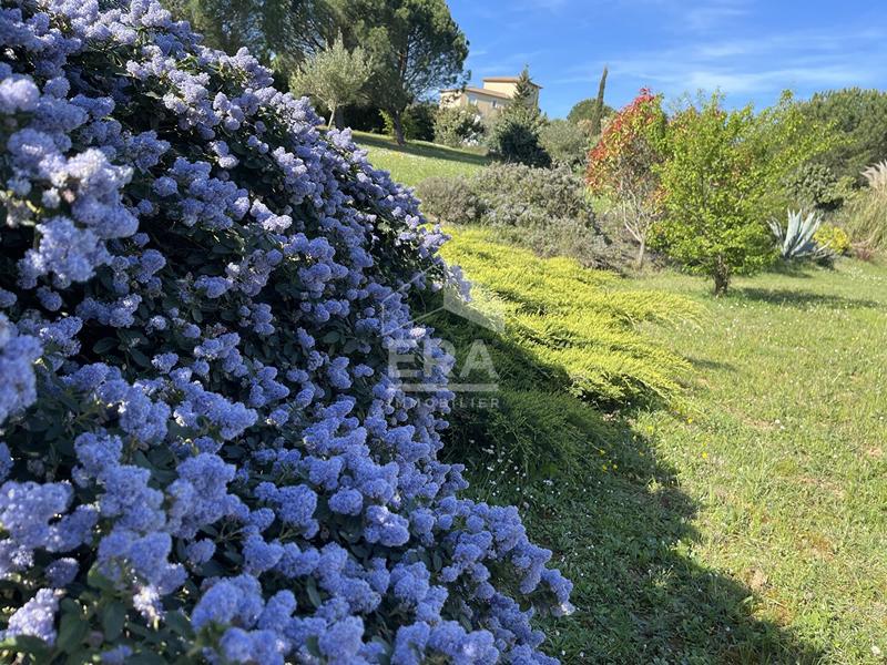 Villa - 140 m² - 5 pièces