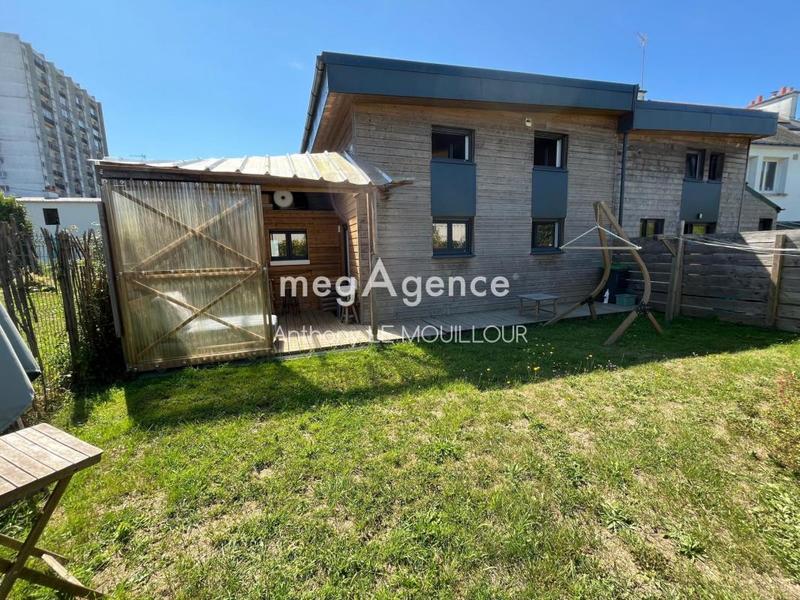 Maison - 84 m² - 4 pièces