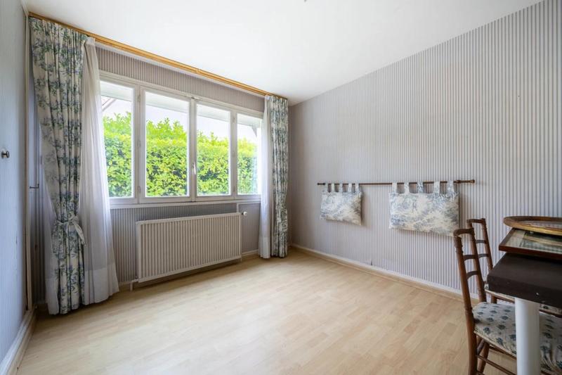 Maison - 250 m² - 7 pièces