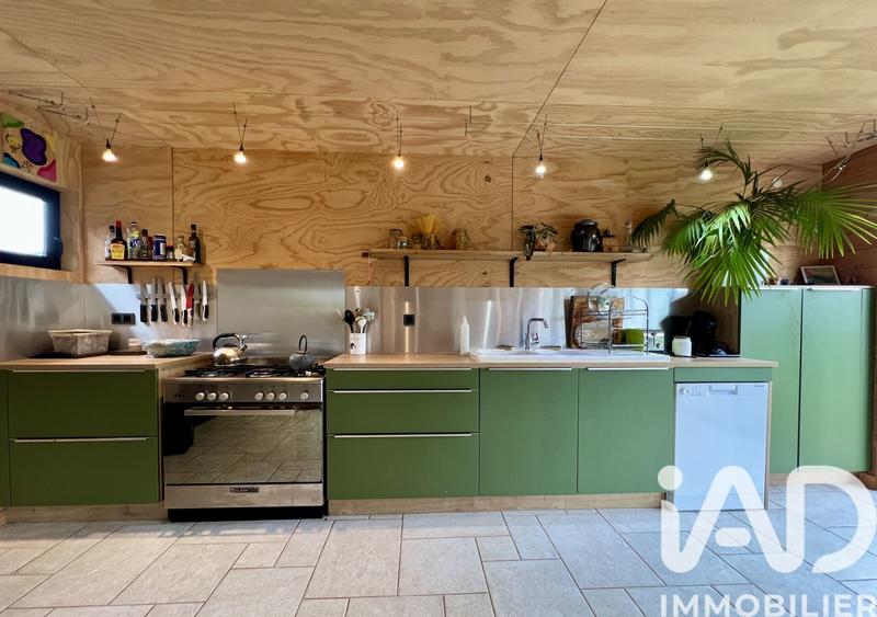 Maison - 110 m² - 5 pièces