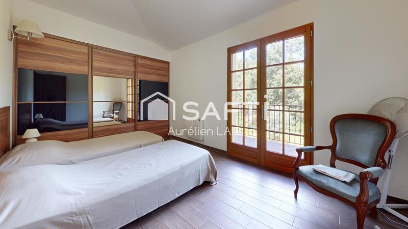 Maison - 96 m² - 4 pièces