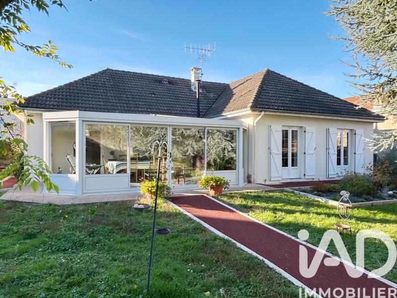 Maison - 180 m² - 5 pièces