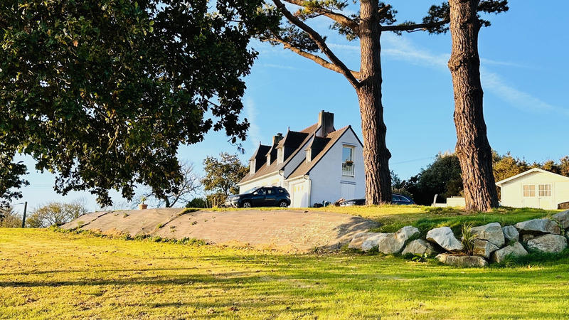 Maison - 90 m² - 6 pièces