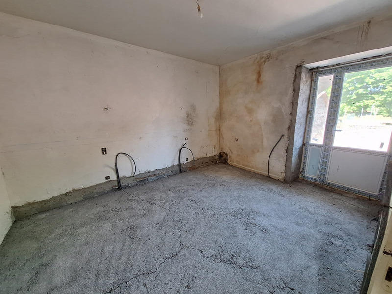 Maison - 213 m² - 8 pièces