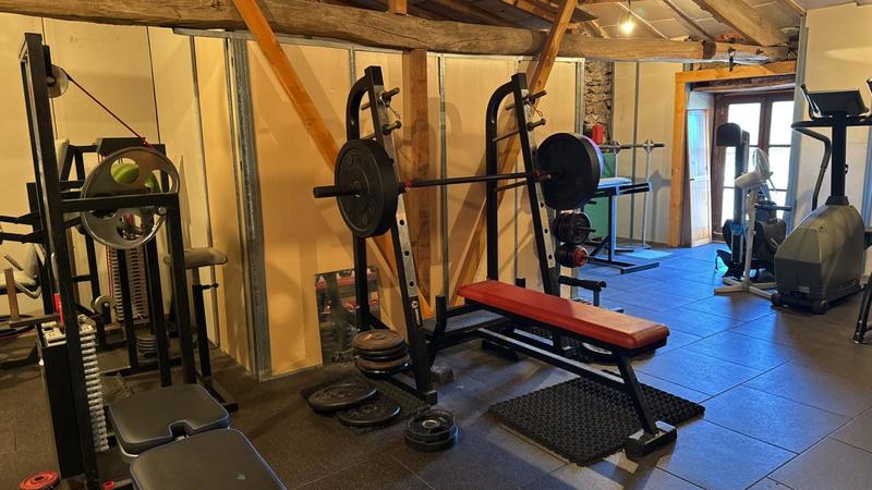 Propriété - 400 m² - 12 pièces