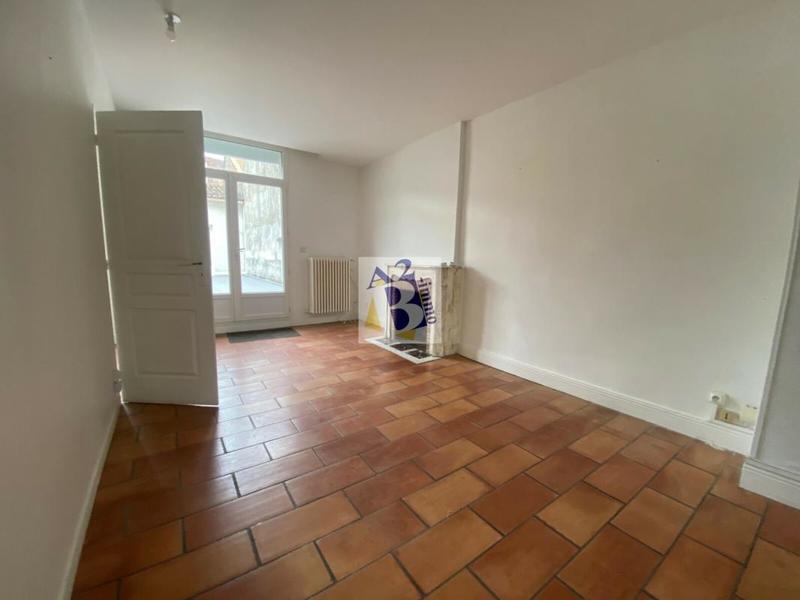 Maison de ville - 280 m² - 10 pièces