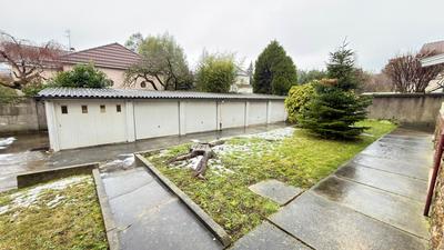 Immeuble - 130 m² - 6 pièces