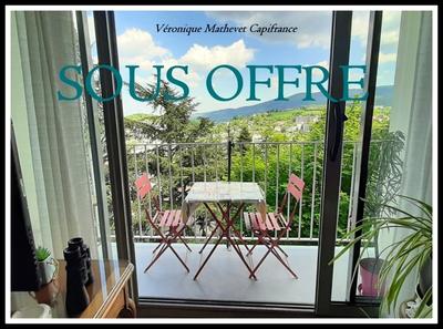 Appartement - 77 m² - 4 pièces