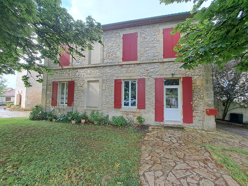 Maison - 102 m² - 4 pièces