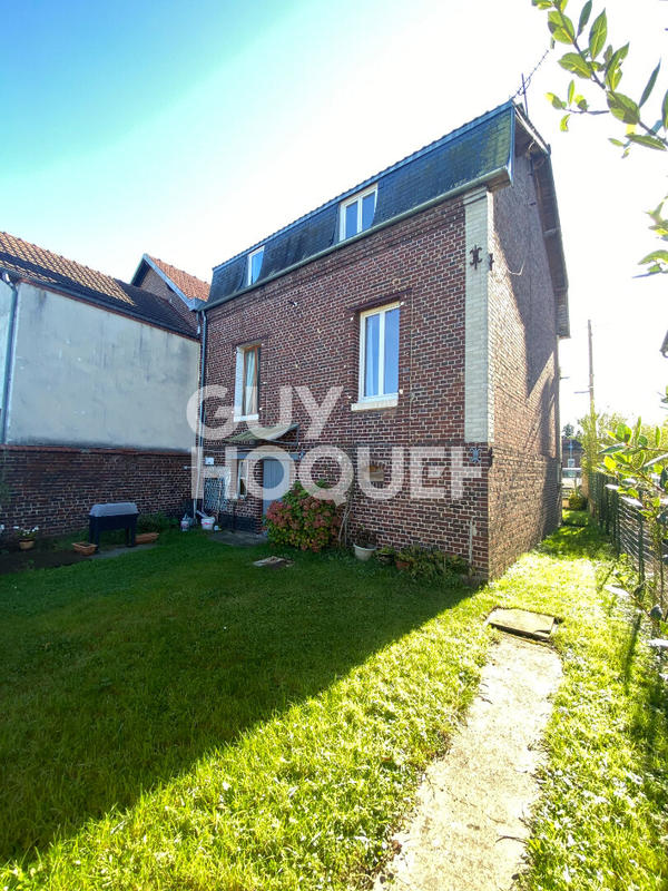 Maison - 101 m² - 5 pièces