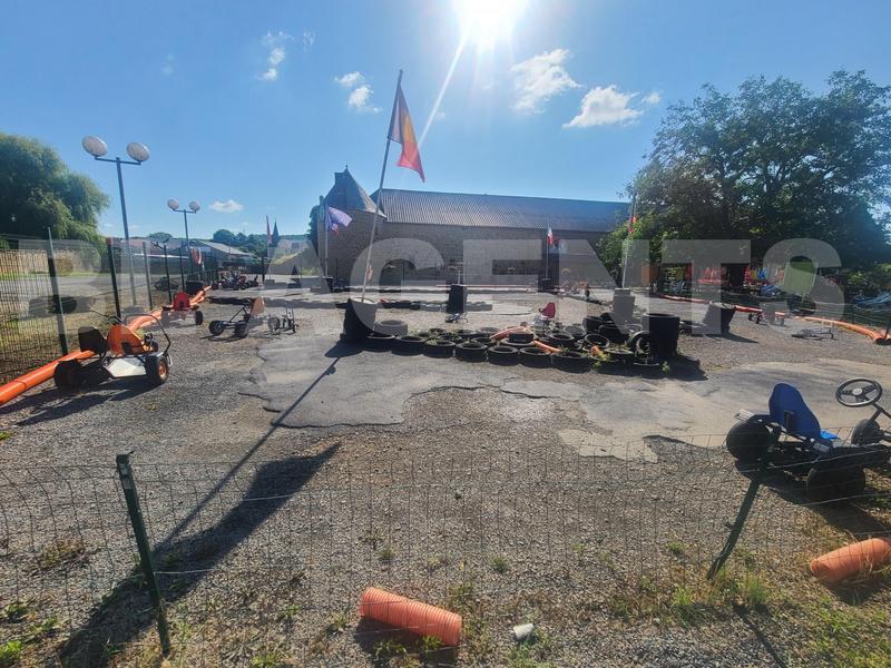 Local d'activités - 626 m² - 3 pièces