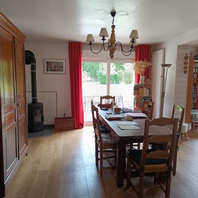 Maison - 122 m² - 4 pièces