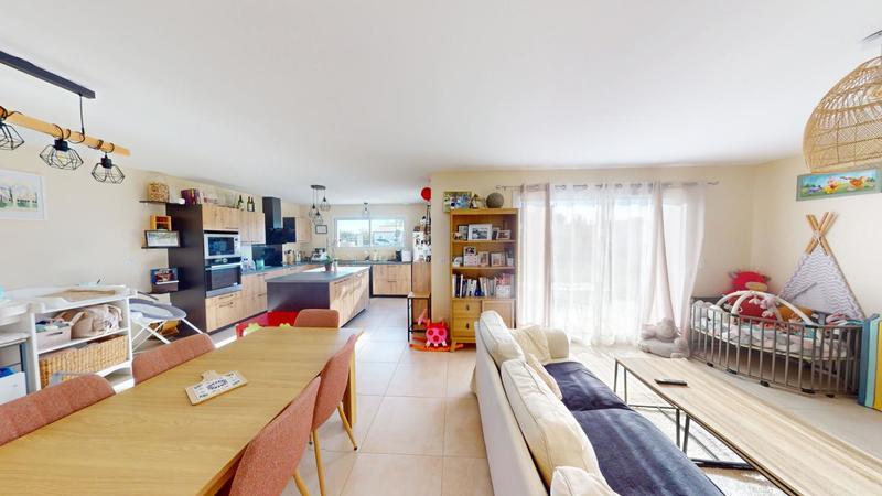 Maison - 108 m² - 4 pièces