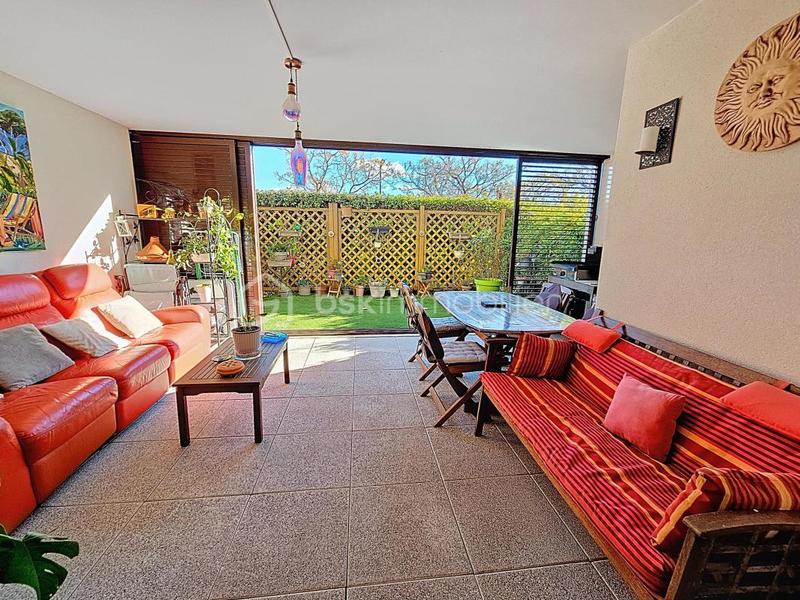 Appartement - 81 m² - 3 pièces