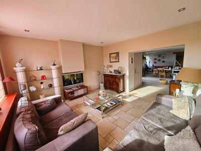 Maison - 250 m² - 9 pièces