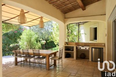 Maison - 225 m² - 5 pièces