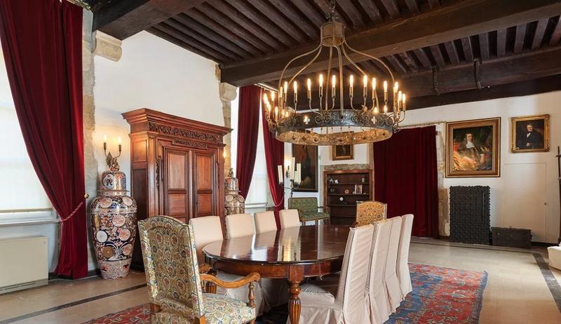 Manoir - 1 200 m² - 20 pièces