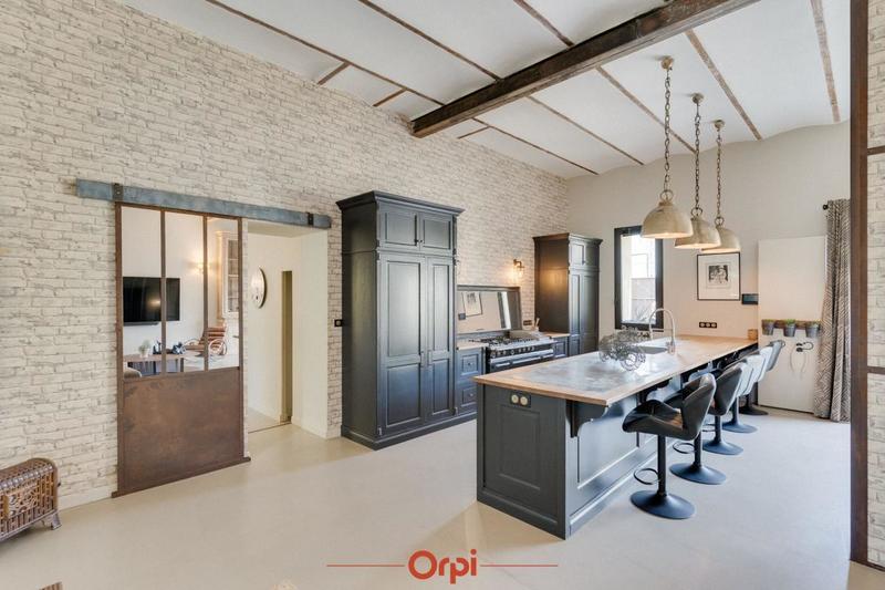 Maison - 199 m² - 5 pièces