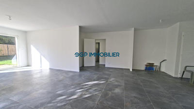 Maison - 98 m² - 4 pièces