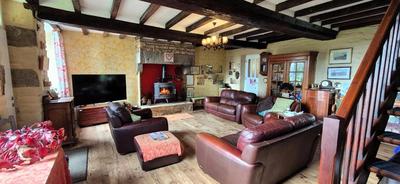 Maison - 111 m² - 6 pièces