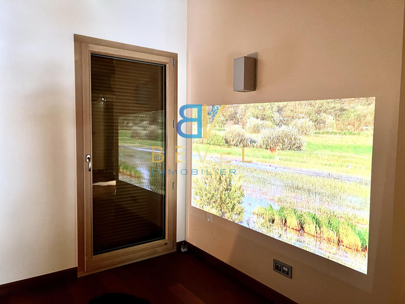 Maison - 160 m² - 4 pièces