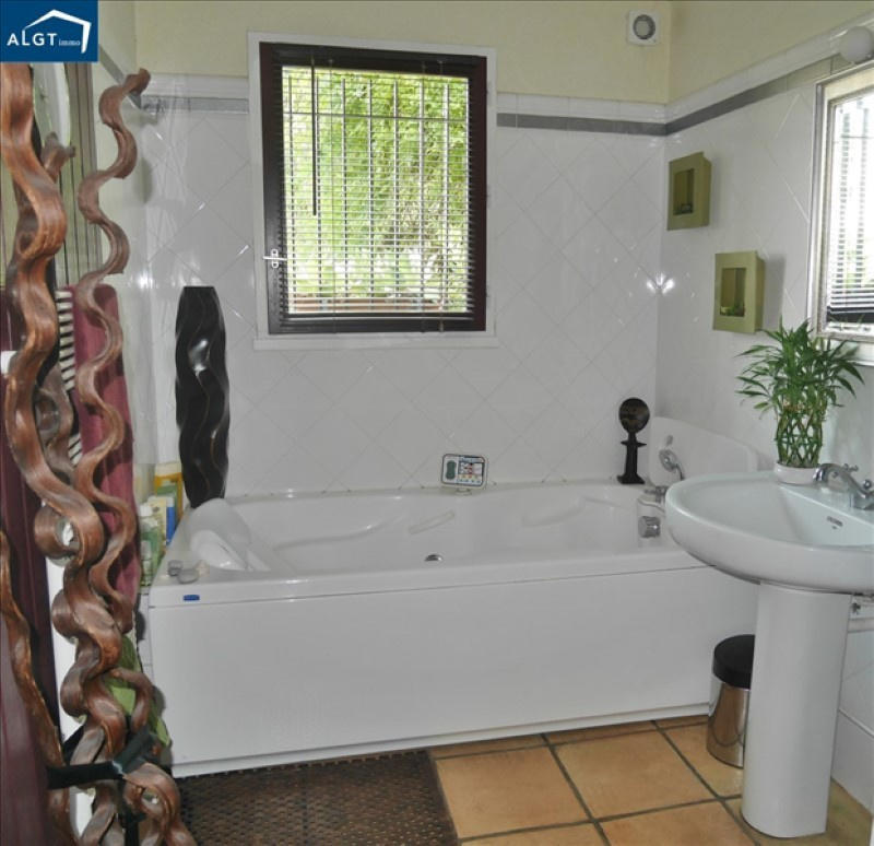 Villa - 175 m² - 6 pièces